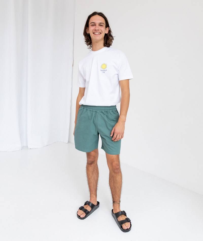Kauf Dich Glücklich REVOLUTION Casual Shorts Grün