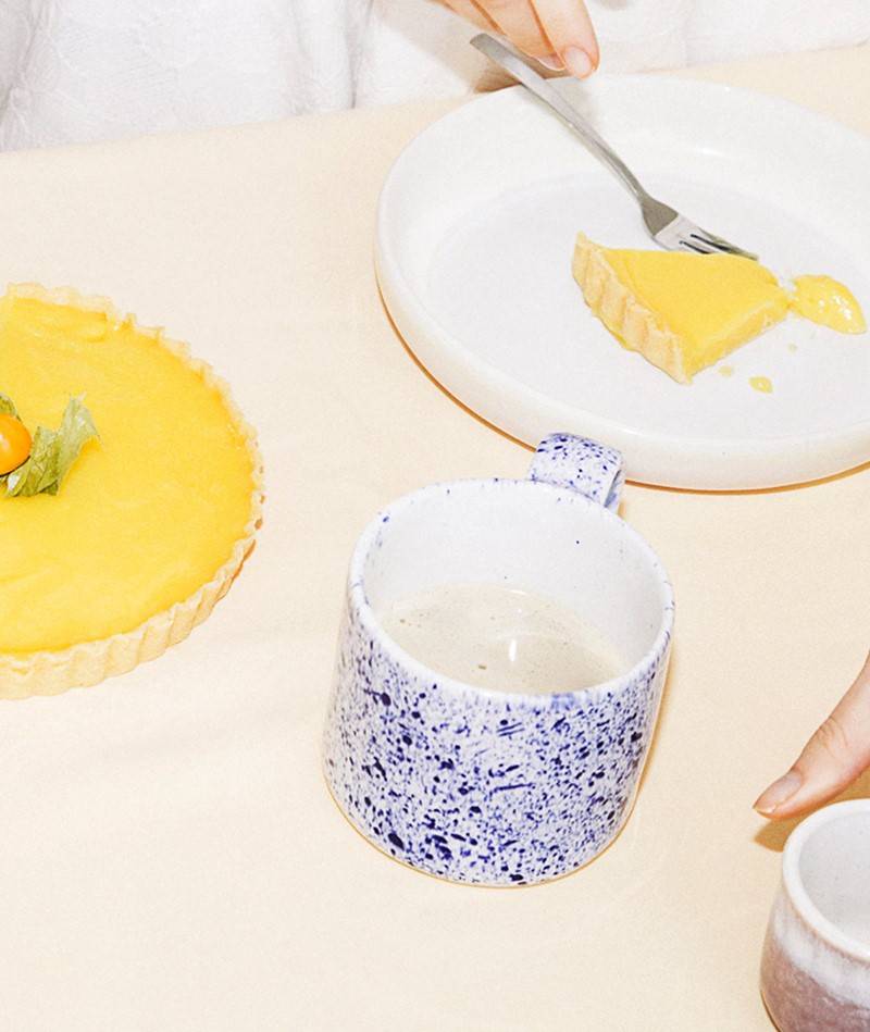 KAUF DICH GLUECKLICH Mug gemustert