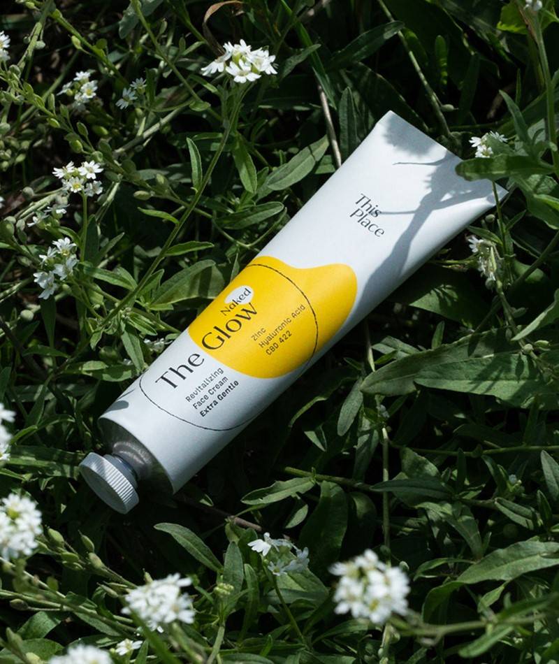 Kauf Dich Glücklich THIS PLACE The Glow Creme NAKED 60 ml