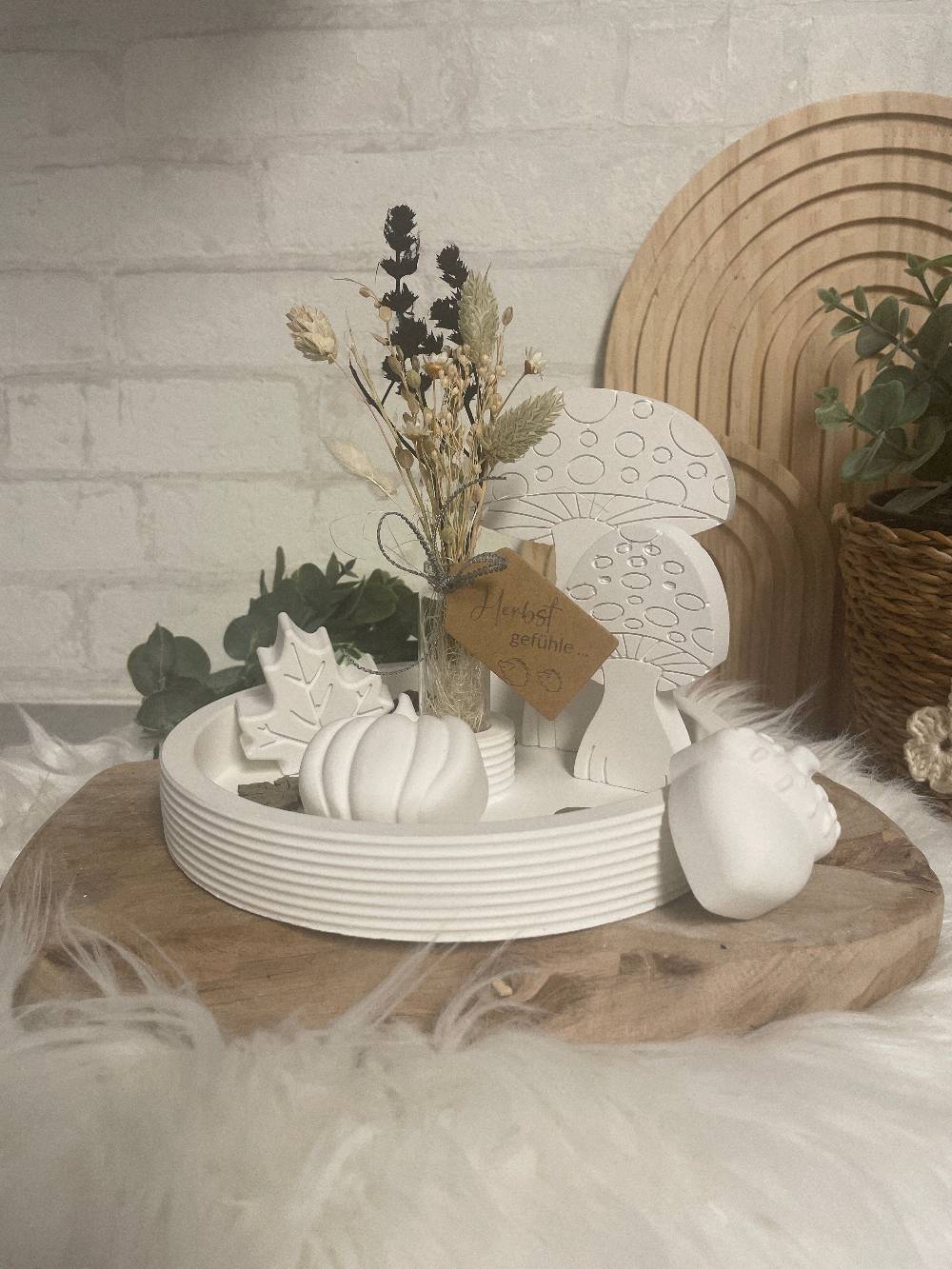 KB Socken Herbst Deko Teller Set Pilze, Dekoration, " Herbstgefühle", Graviert, Beton Deko, Trockenblumen, Kürbisse, Eichel, Herbstblätter,
