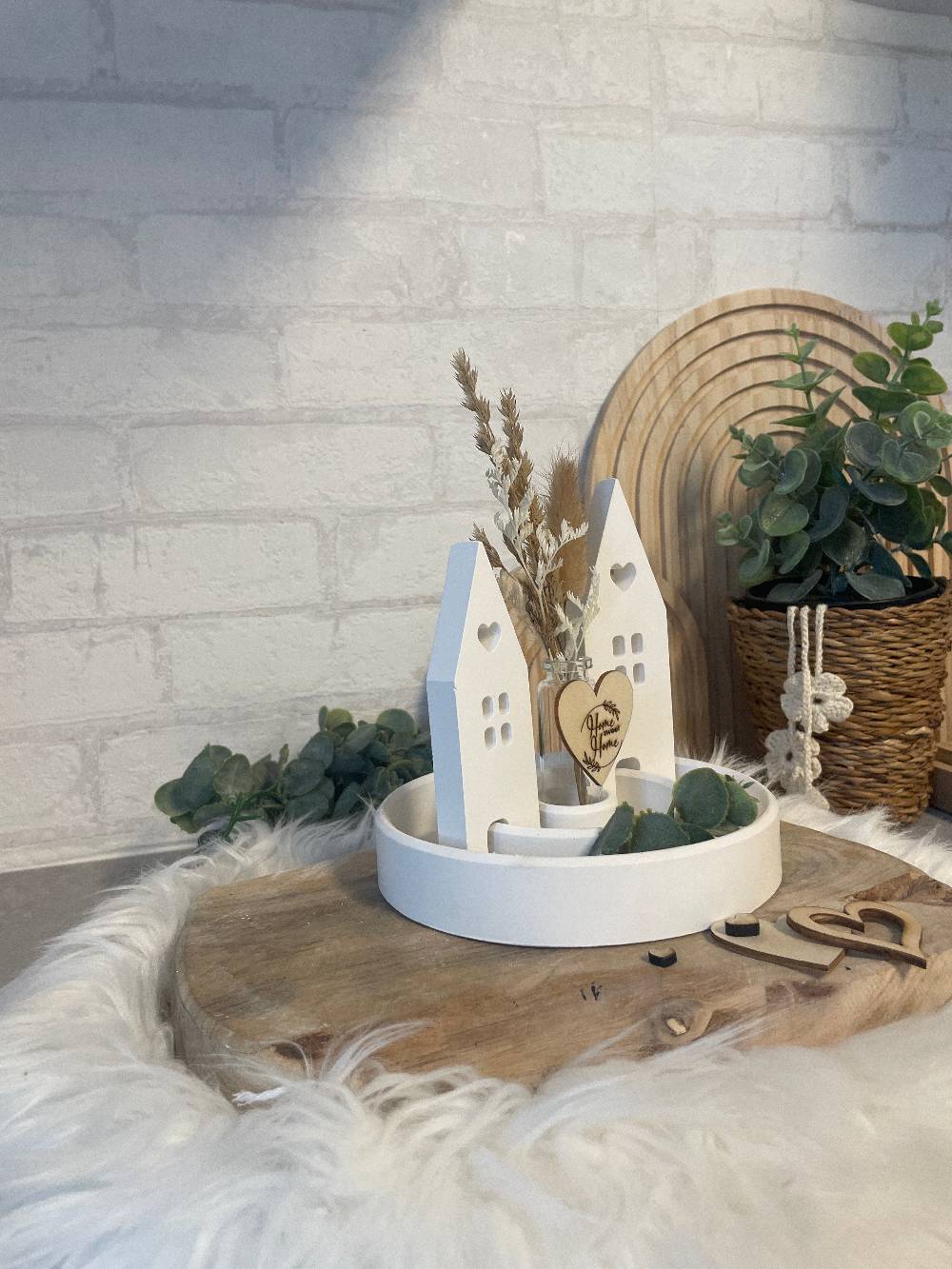 KB Socken Lichthäuser Auf Deko Teller Gerillt Mit Reagenzglas Und Trockenblumen