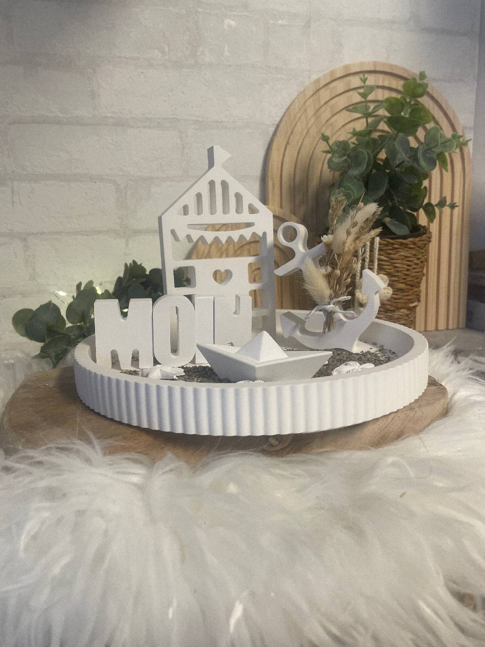 KB Socken Maritimer Deko Teller, Strandhaus, Segelboot, Seestern, Muscheln, Farbe Weiß, Maritime Wohndeko Oder Geschenkidee, Ostseeliebe, Meer