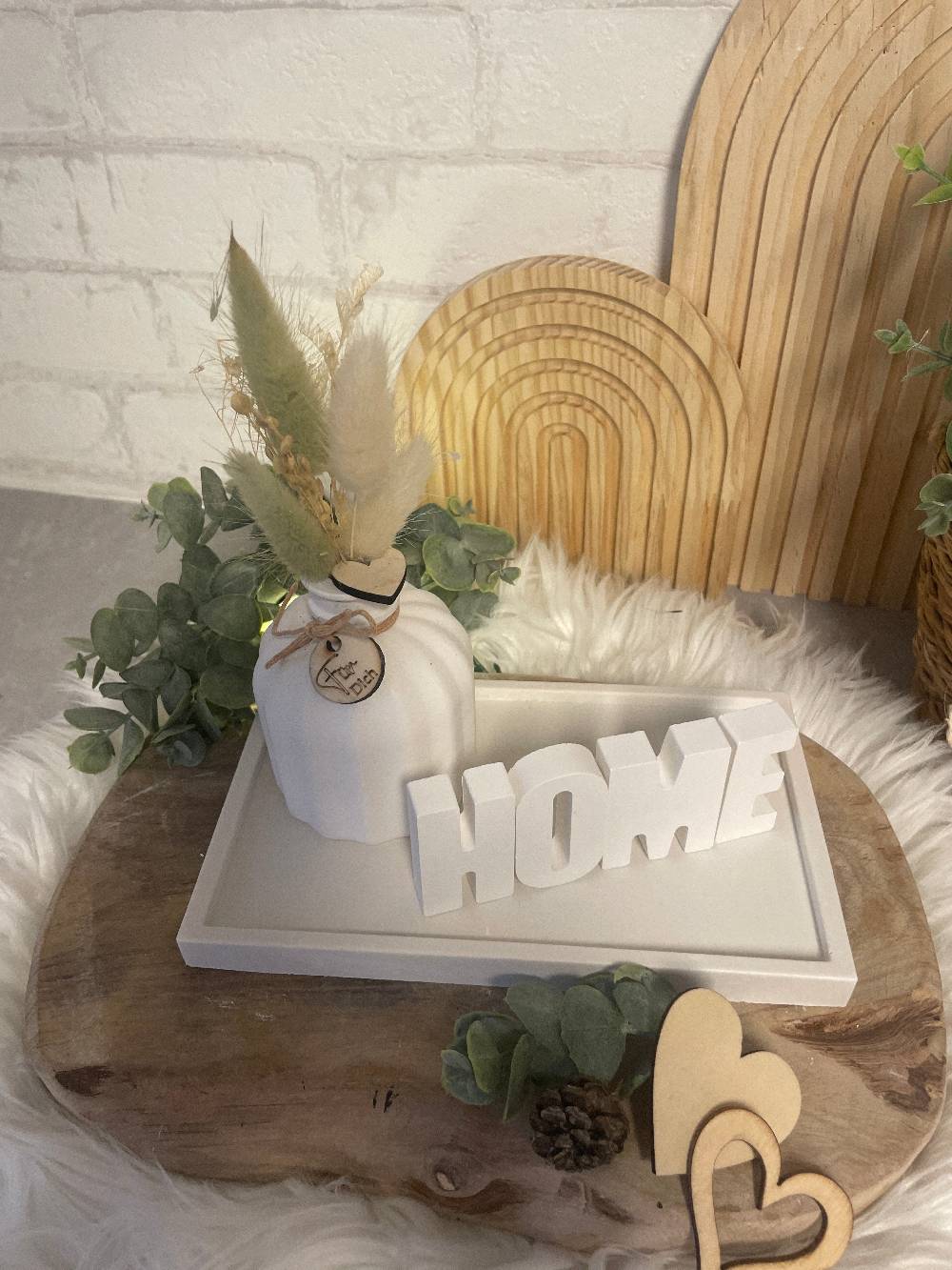 KB Socken Vase Mit Trockenblumen Auf Tablett Mit Schriftzug " Home" Keraflott Formen Wohnakzente, Keramik,Wohndeko, Dekoratives Tablett