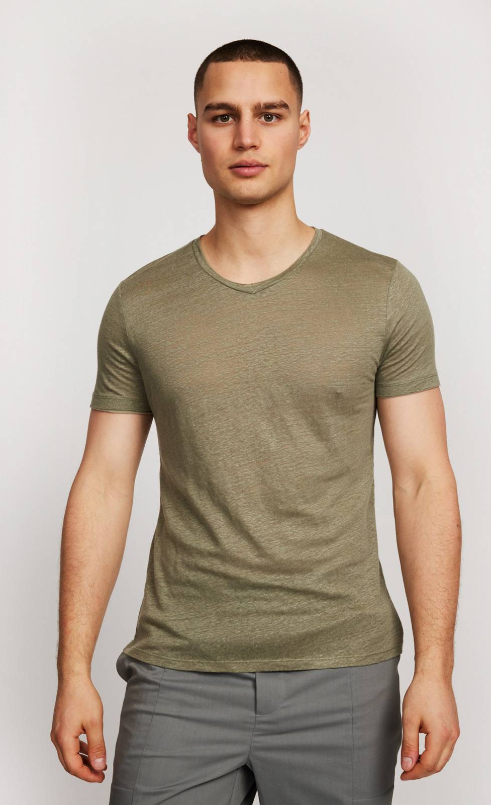 Kiefermann Flynn Leinen V-Ausschnitt-T-Shirt