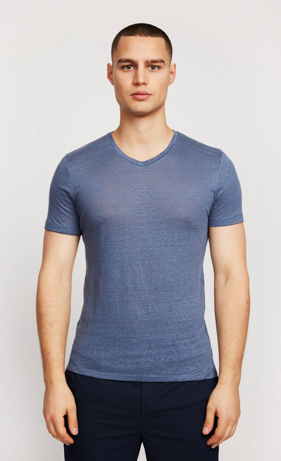 Kiefermann Flynn Leinen V-Ausschnitt-T-Shirt