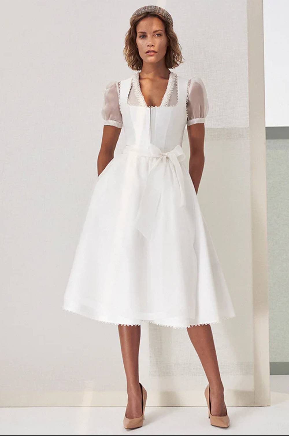 Kinga Mathe Brautdirndl Elea In Weiß