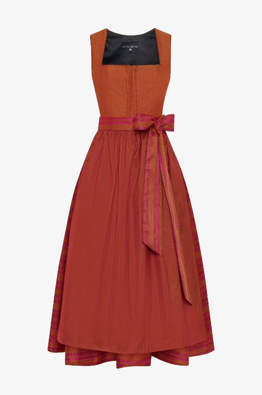 Kinga Mathe Dirndl Albi in Bernstein