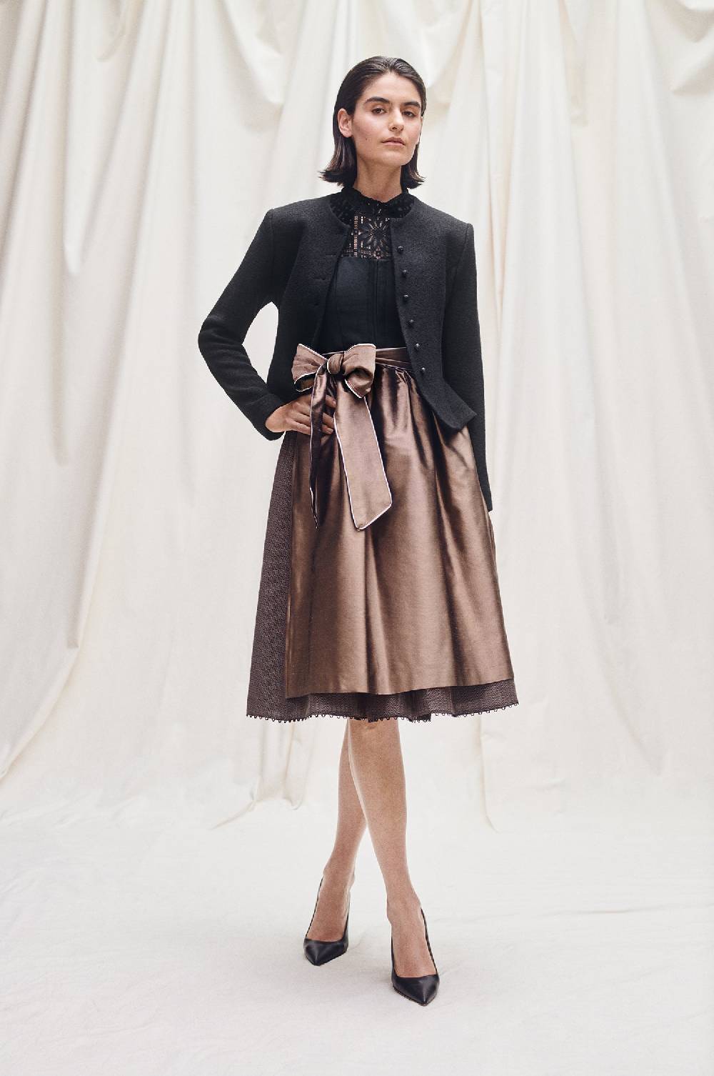 Kinga Mathe Dirndl BOSS In Gold