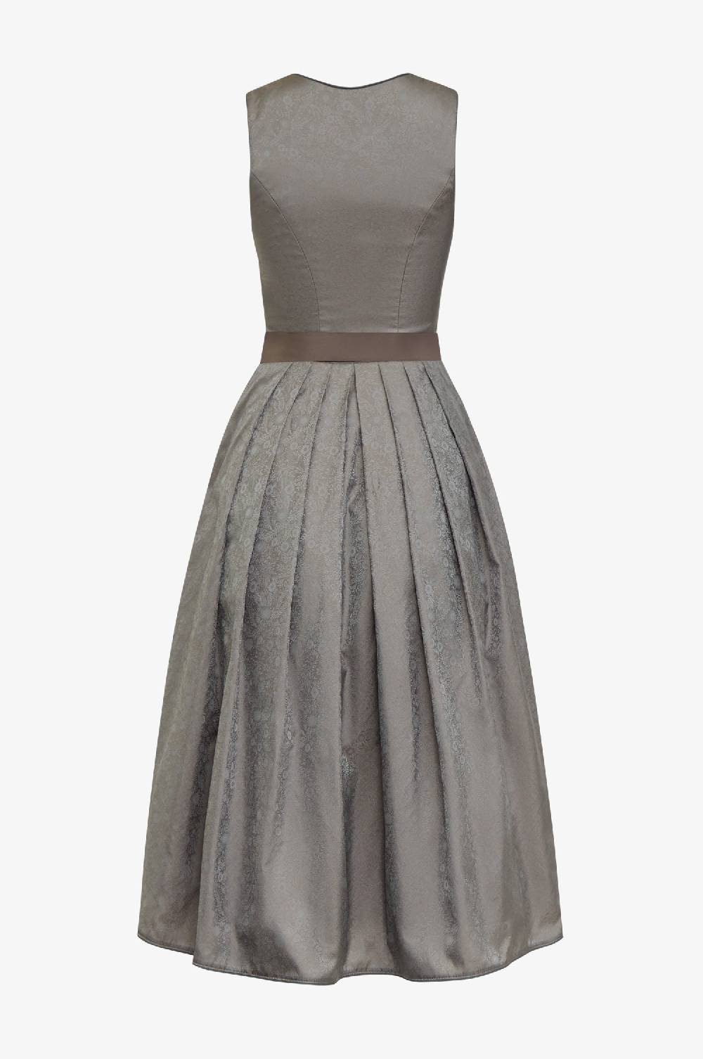 Kinga Mathe Dirndl Fabia In Schlamm