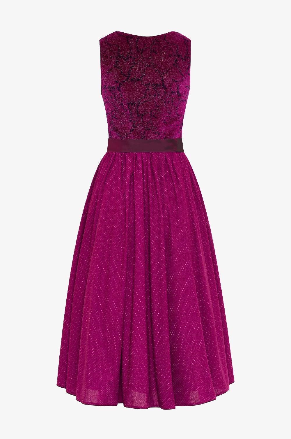 Kinga Mathe Dirndl Genf In Cassis