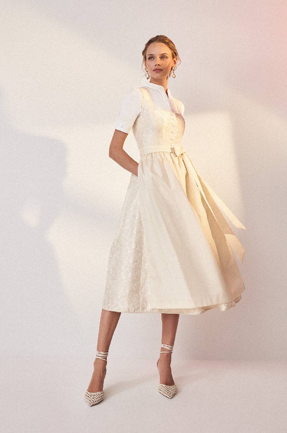 Kinga Mathe Dirndl Miri In Sand