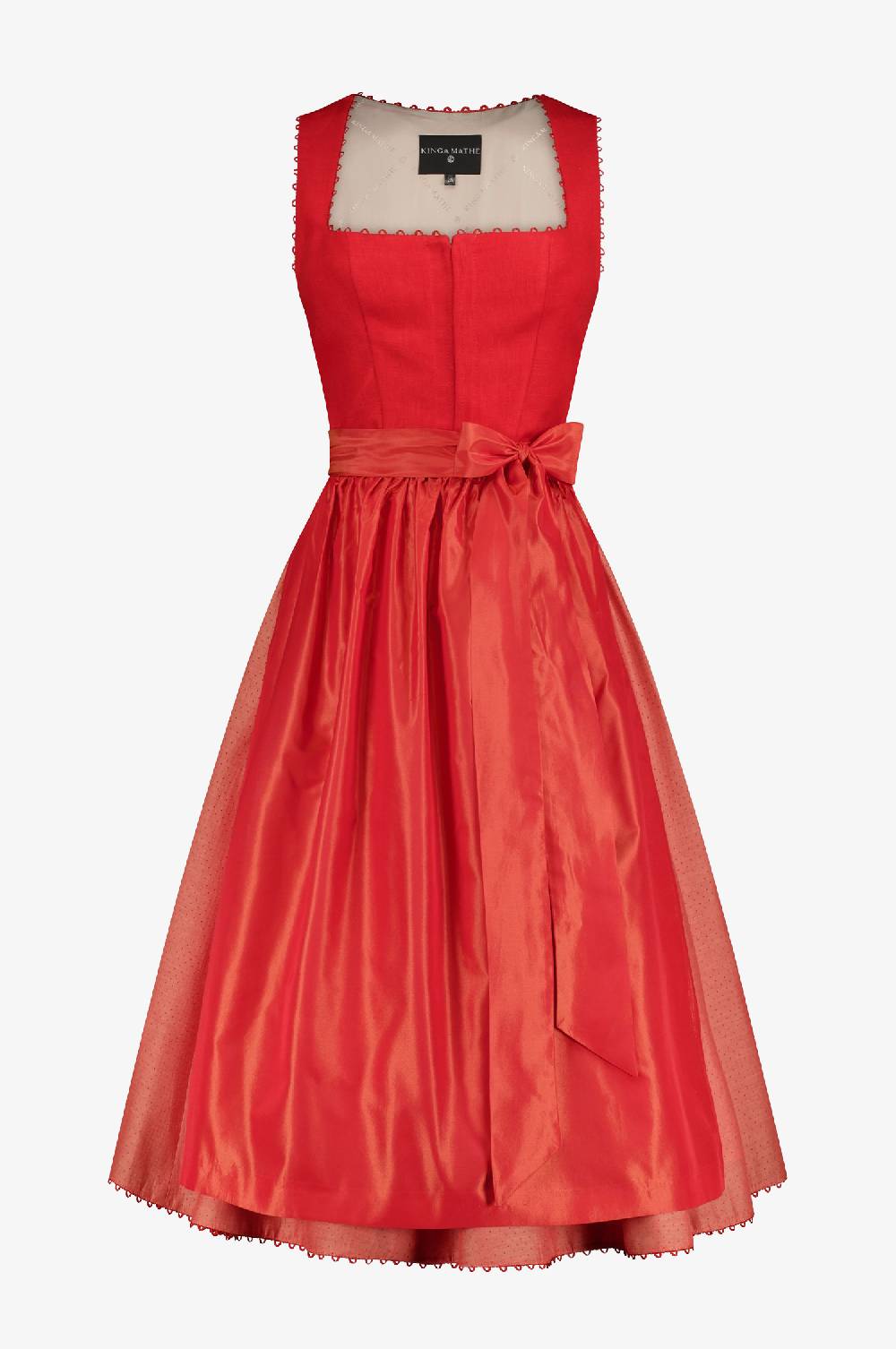 Kinga Mathe Dirndl München in Coral