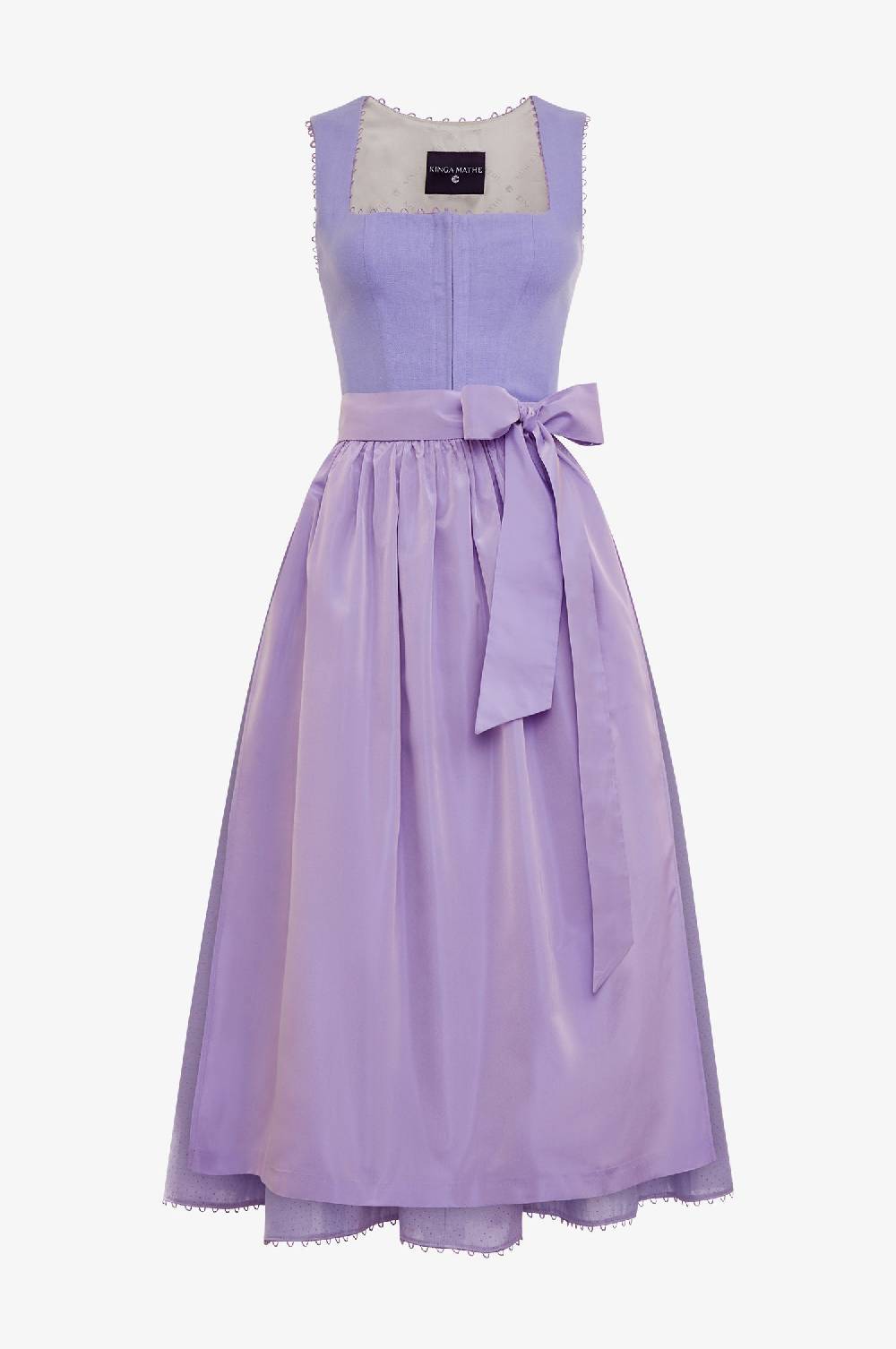 Kinga Mathe Dirndl München in flieder