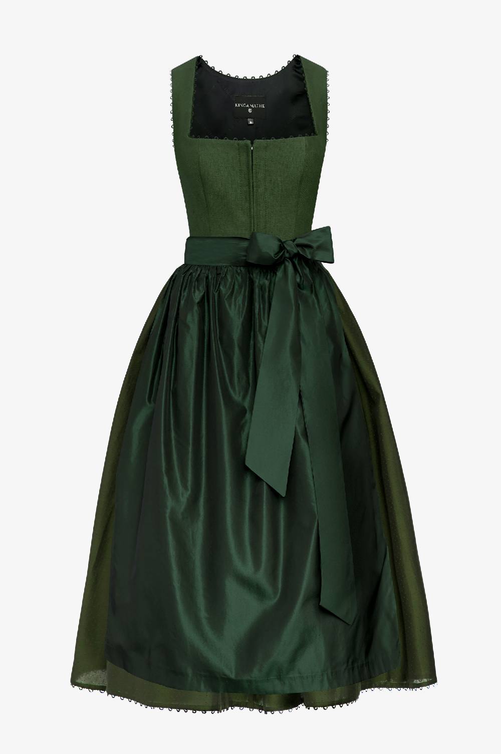 Kinga Mathe Dirndl München in Forest