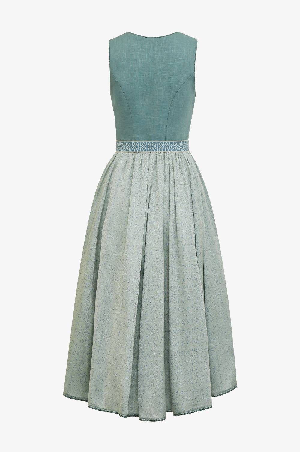 Kinga Mathe Dirndl Rosenheim In Pinie