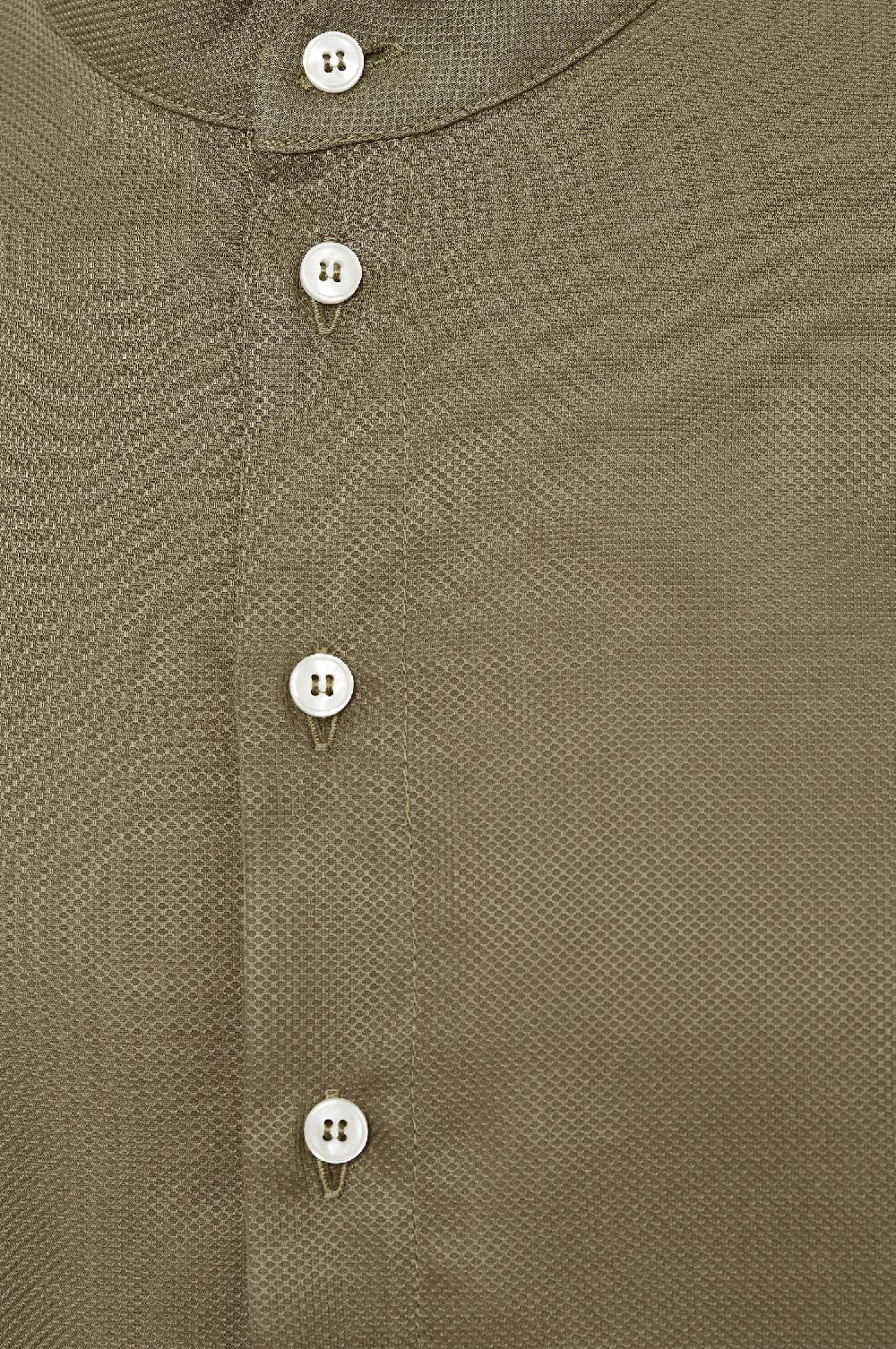 Kinga Mathe Hemd Leo In Schlamm