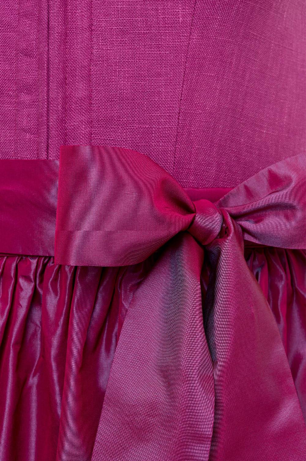 Kinga Mathe Jubiläumsdirndl In Cassis