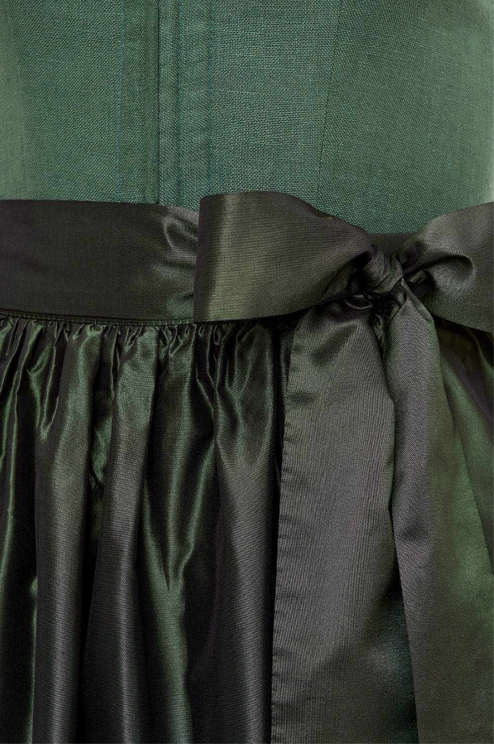 Kinga Mathe Jubiläumsdirndl In Pinie