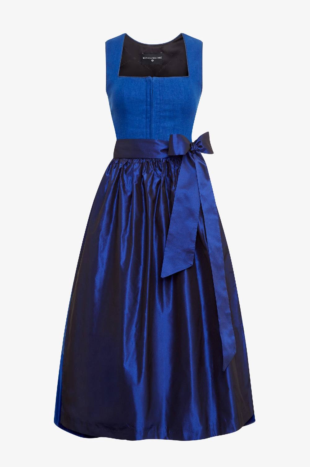 Kinga Mathe Jubiläumsdirndl in Royal