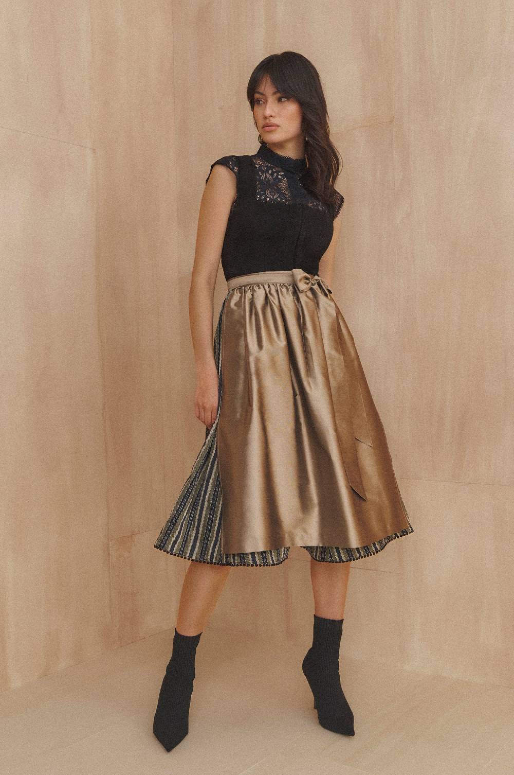 Kinga Mathe Lederdirndl Granada In Schwarz