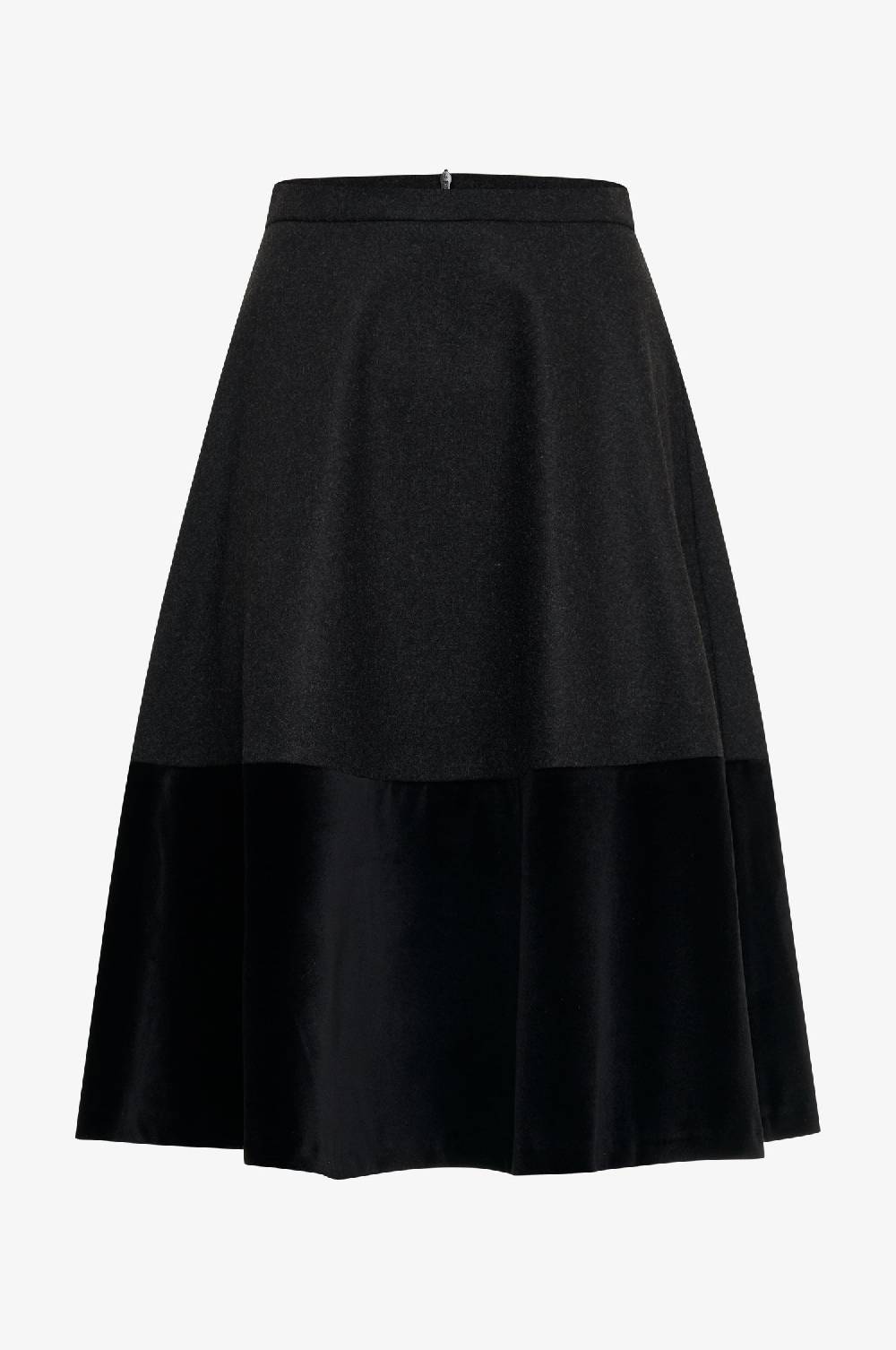 Kinga Mathe Rock Mirella in Schwarz