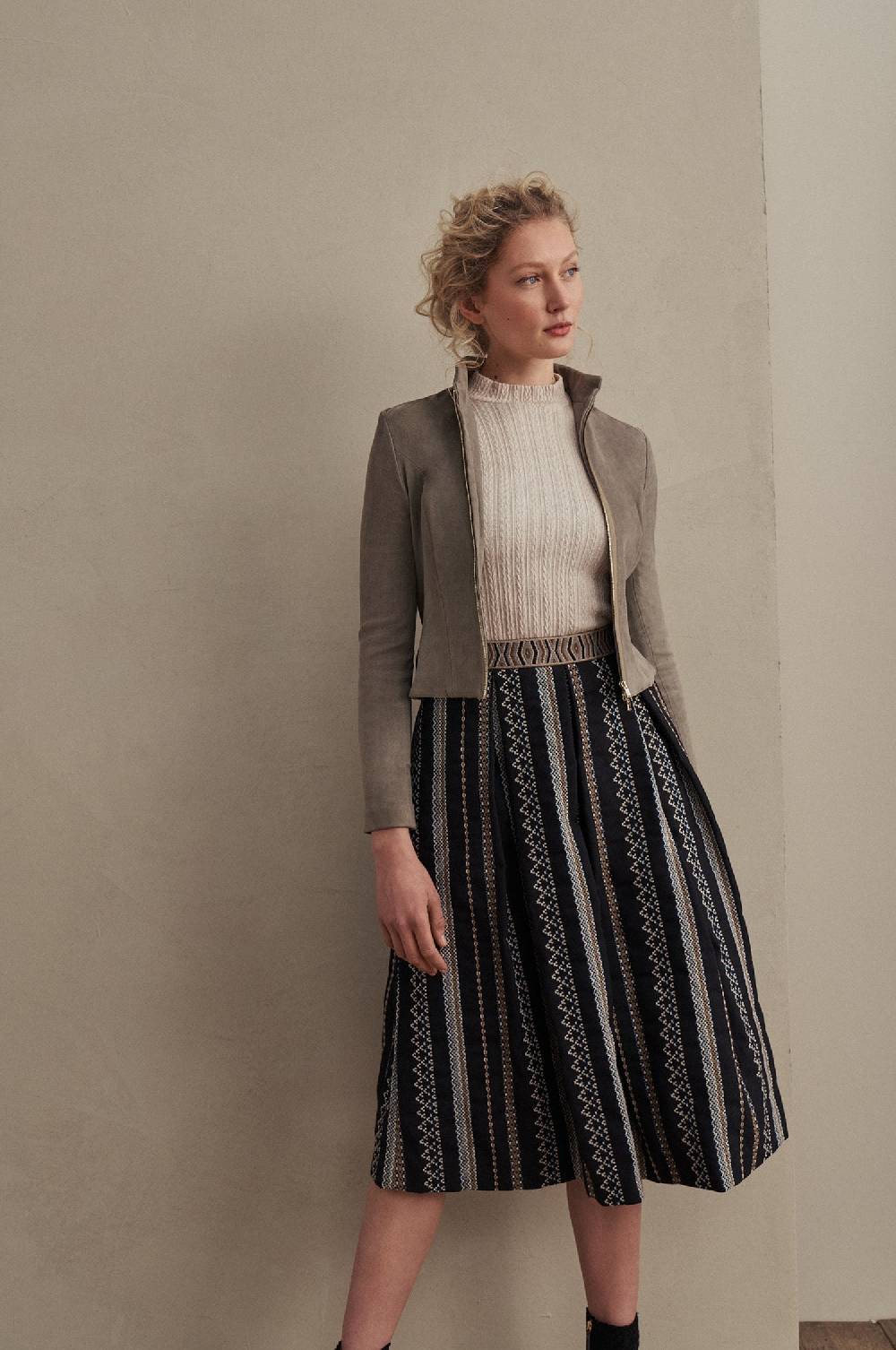 Kinga Mathe Rock Sabia