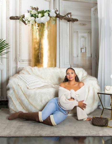 Koucla Sexy Musthave Basic Highwaist Push-Up Jeans