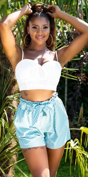 Koucla Sexy Sommer Gänseblümchen Shorts mit Gürtel