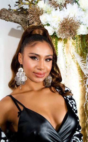 Koucla Sexy Statement Ohrringe Hängend