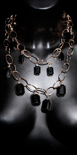 Koucla Trendy Statement-Piece Mit Steinen