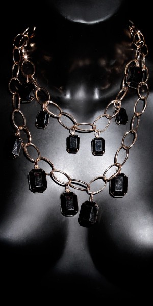 Koucla Trendy Statement-Piece mit Steinen