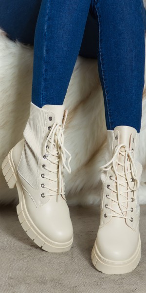 Koucla Trendy Musthave Biker Look Stiefeletten gerippt