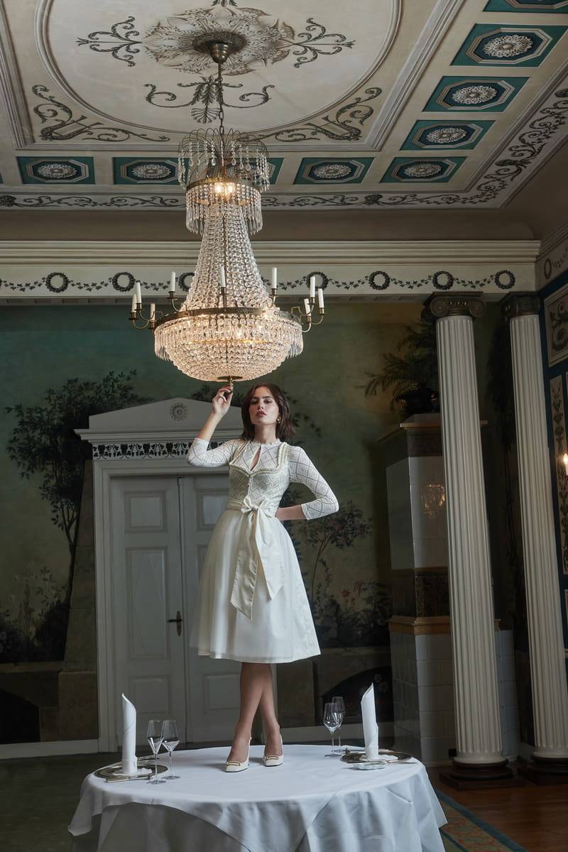 Krüger Madl Dirndl Felija (70cm)