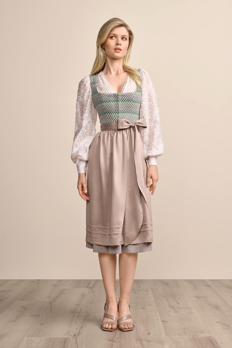 Krüger Madl Dirndl Neah (70cm)