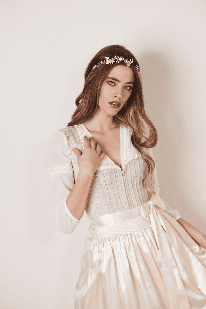 Krüger Madl Dirndl Oyster (60cm)