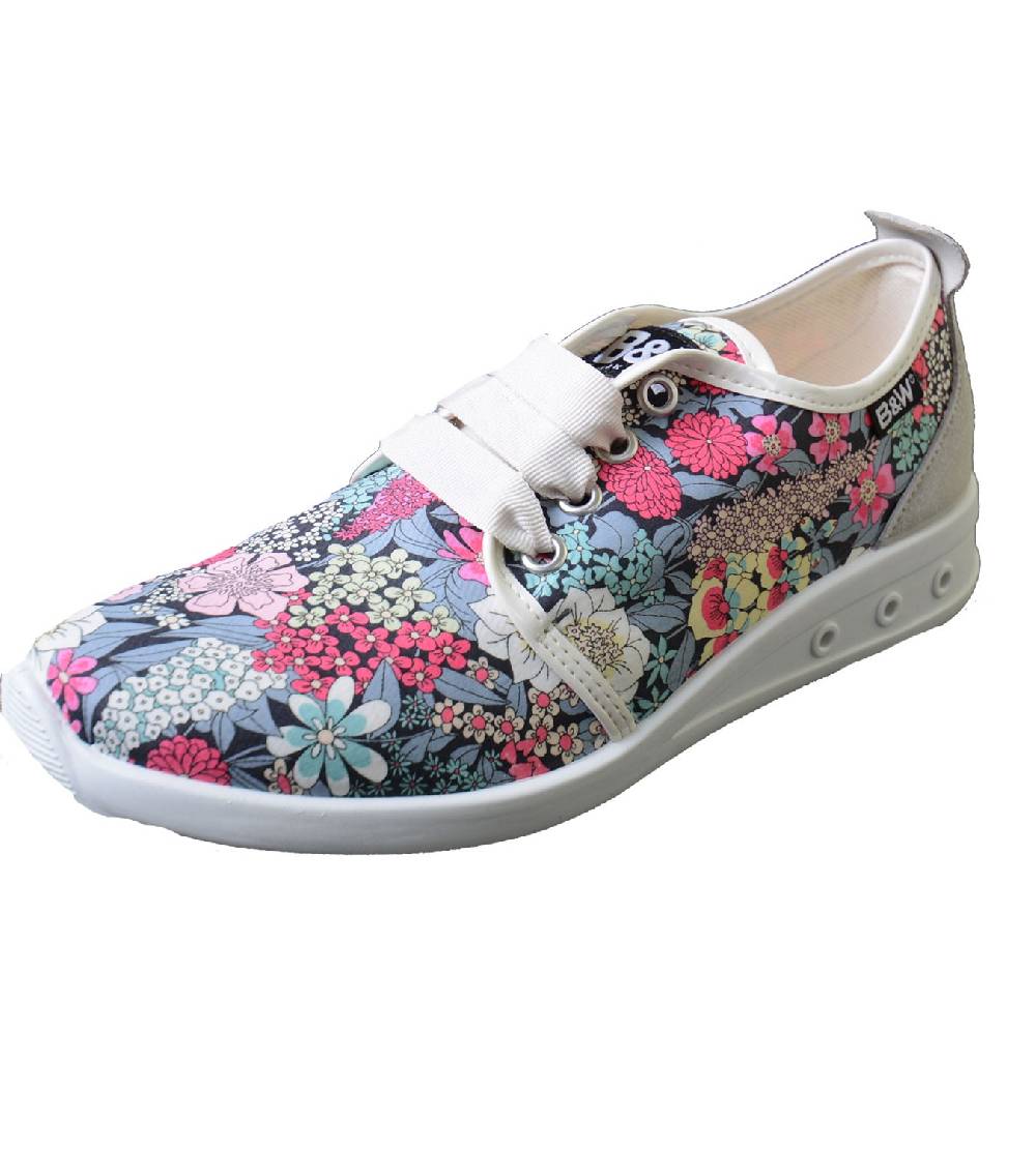 Kunst Und Magie Break & Walk Sneaker mit Blumenmuster B&W Schuhe