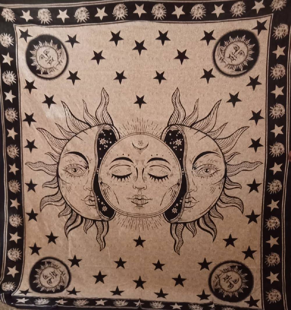 Kunst Und Magie Kunst und Magie Tagesdecke Wandbehang Tuch Sonne Mond Sterne ca. 200 x 135 cm