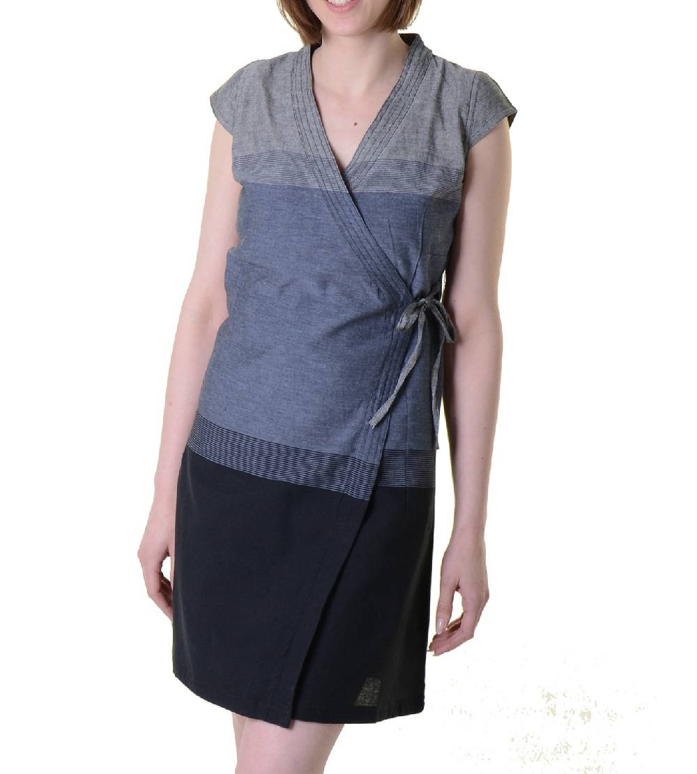 Kunst Und Magie Mini-Wickelkleid aus Baumwolle in Grau/Schwarz - Goa Sommerkleid