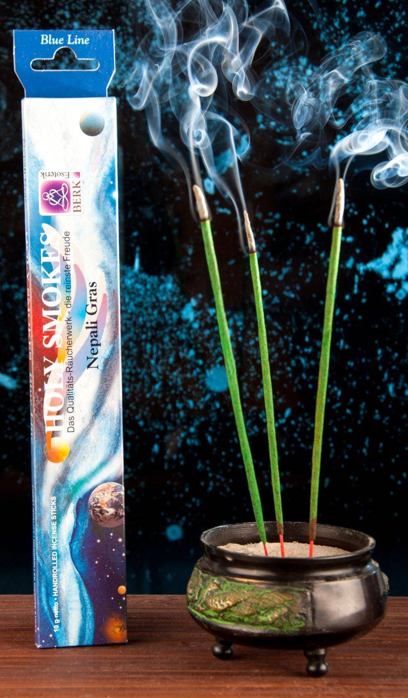 Kunst Und Magie Nepali Gras - Blue Line Holy Smokes Räucherstäbchen Duftstäbchen