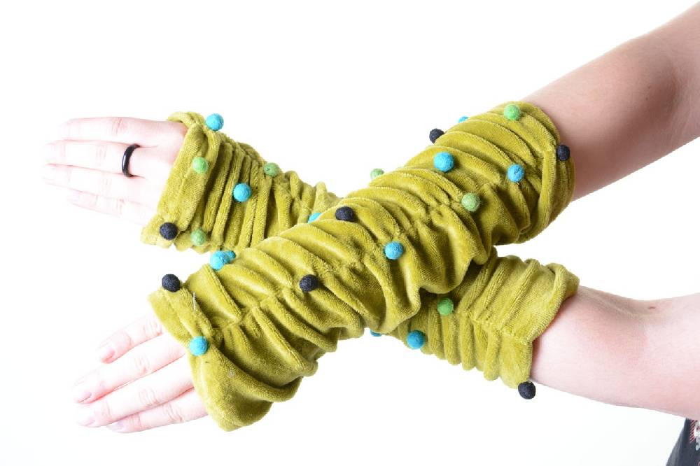 Kunst Und Magie Samt Armstulpen Stulpen Handwärmer Mit Lustigen Filzkugeln In Tollen Farben