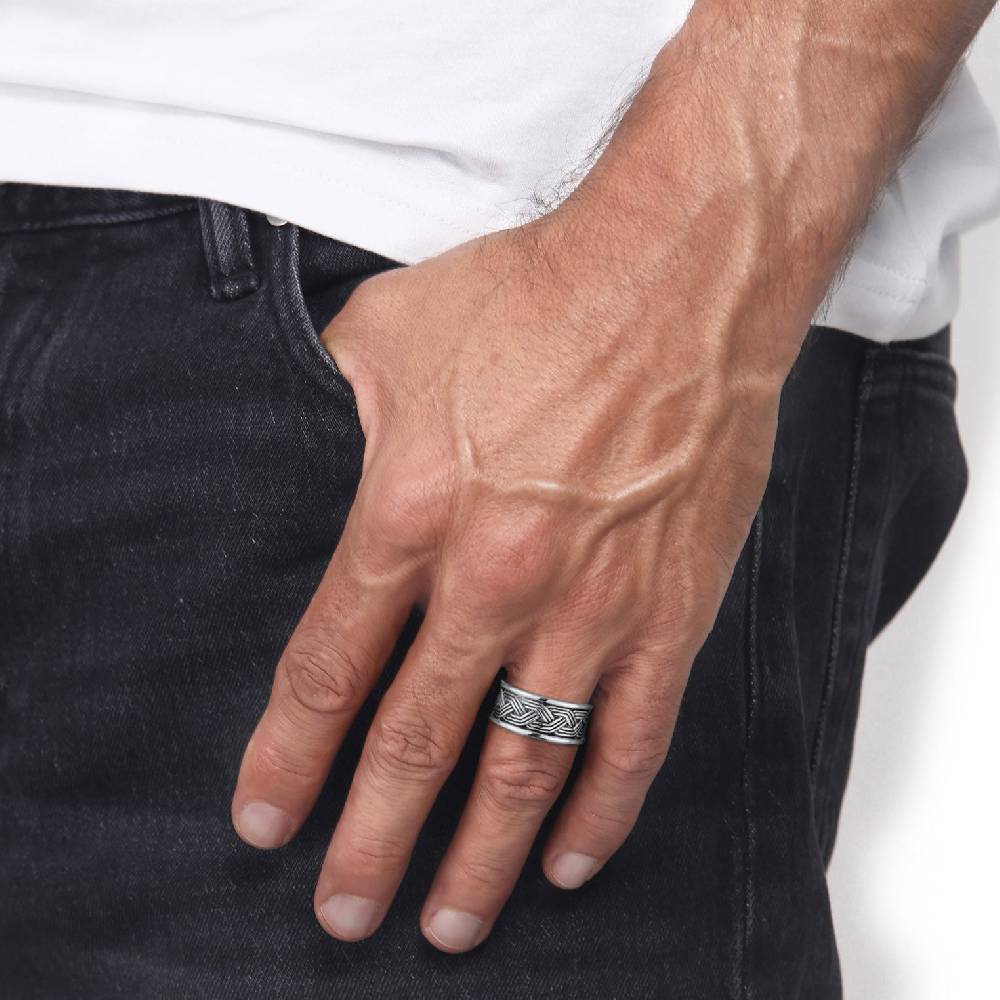 Kuzzoi Ring Ornament Offen