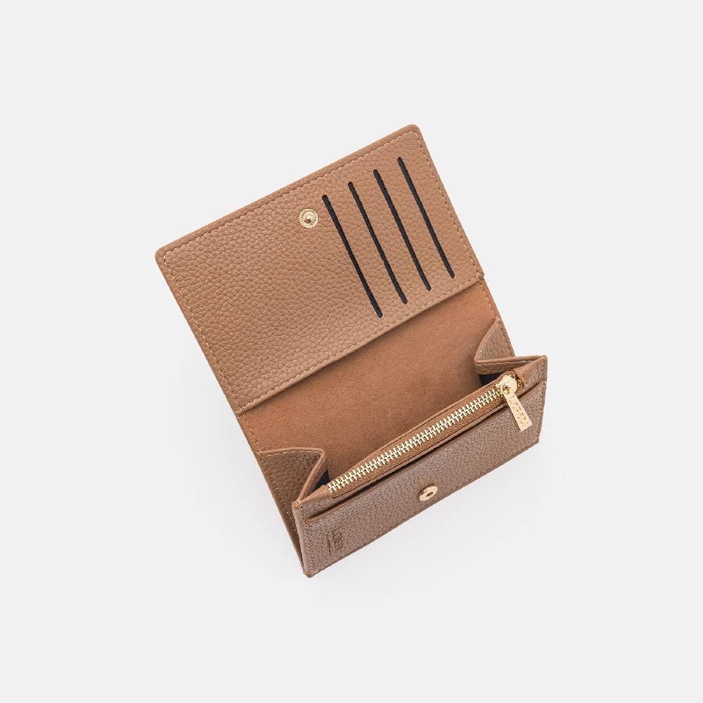 L. Credi Nelia Kartenetui Toffee