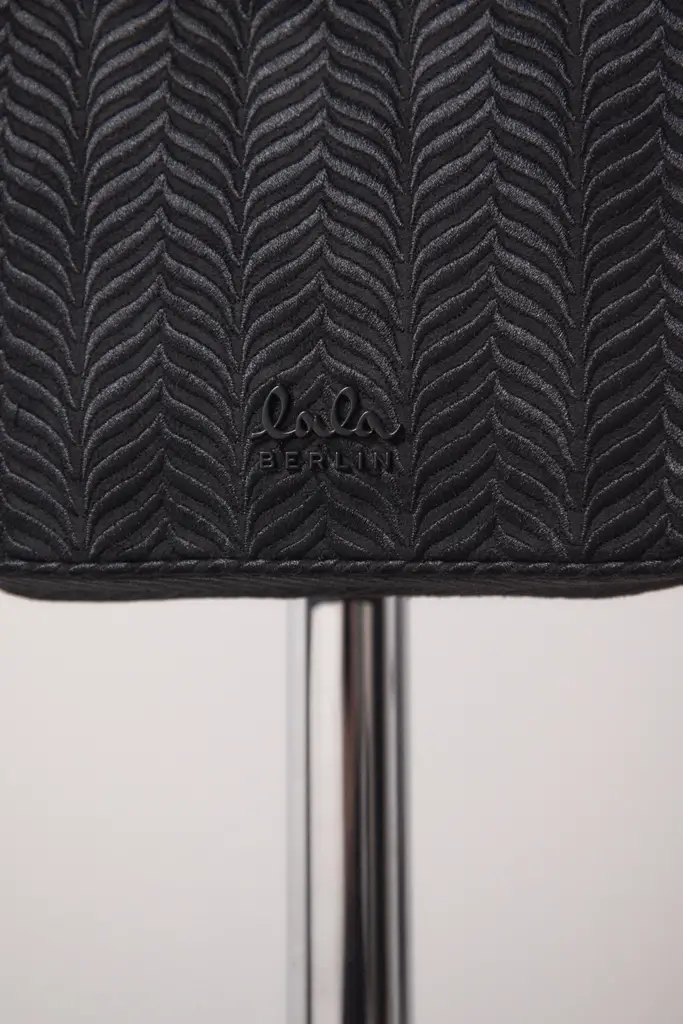 Lala Berlin Crossbody Magna Canvas Embroidery Black