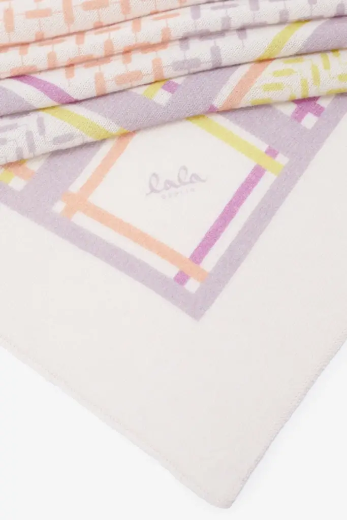 Lala Berlin Triangle Puzzle Cashmere Cream/pastels