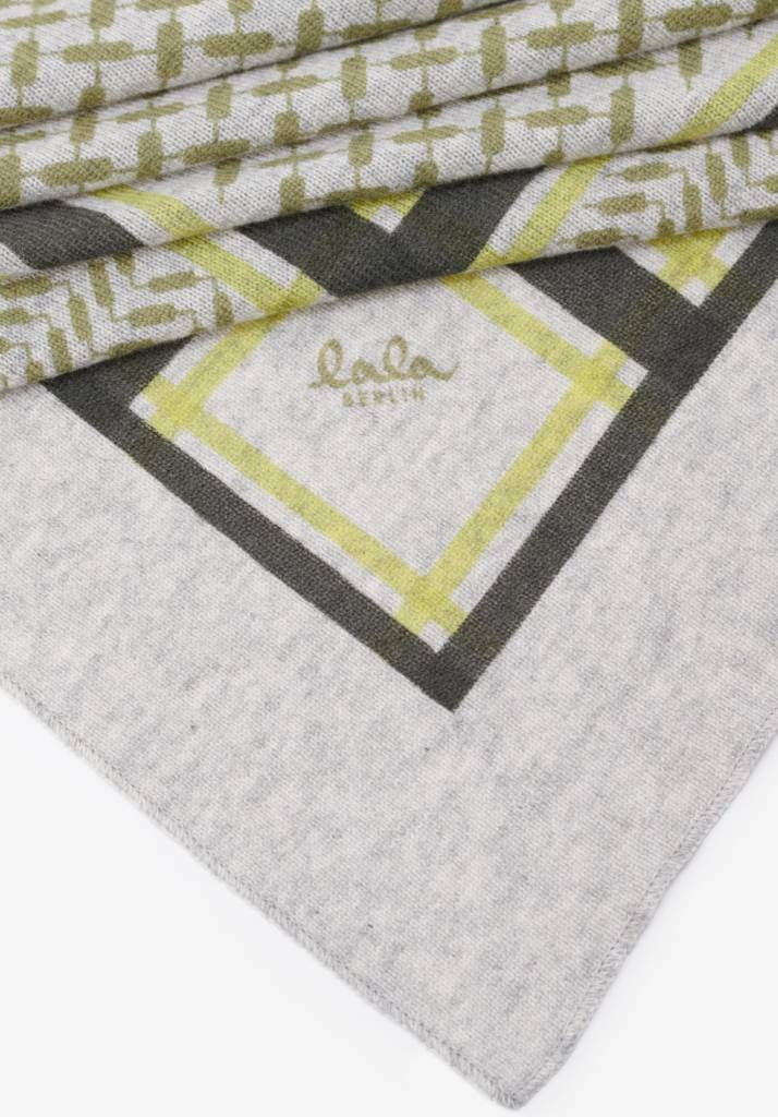 Lala Berlin Triangle Trinity Cashmere Cream/olive