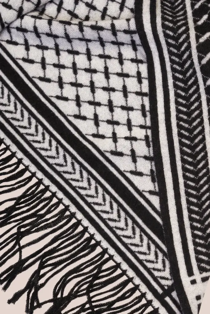 Lala Berlin Poncho Trinity Classic Cashmere Black/white