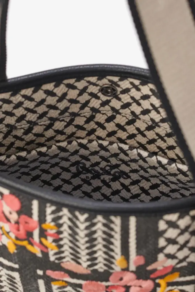 Lala Berlin Tote Carmela Stitched Canvas Heritage Embroidery Flower