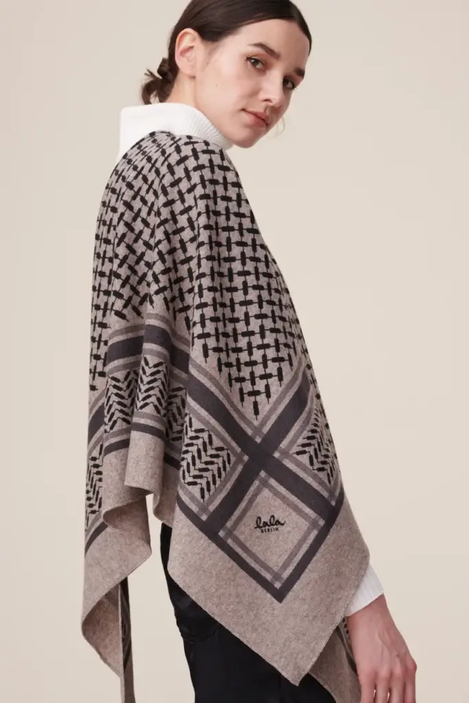 Lala Berlin Triangle Trinity Classic M Cashmere Stradivari Dark Brown Melange