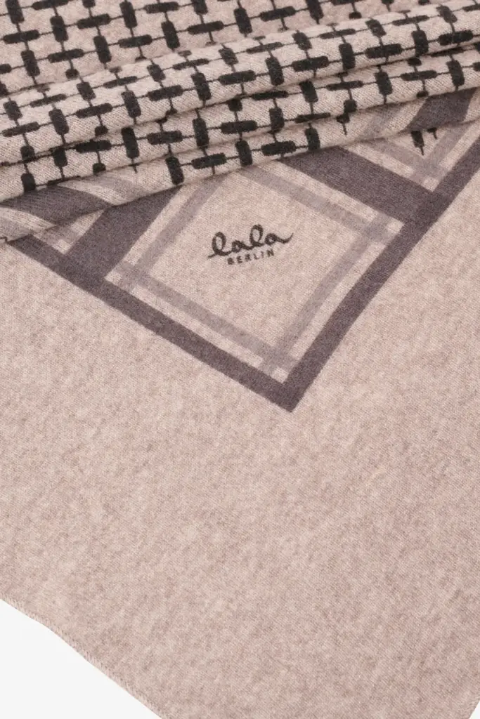 Lala Berlin Triangle Trinity Classic XS Cashmere Stradivari Dark Brown Melange