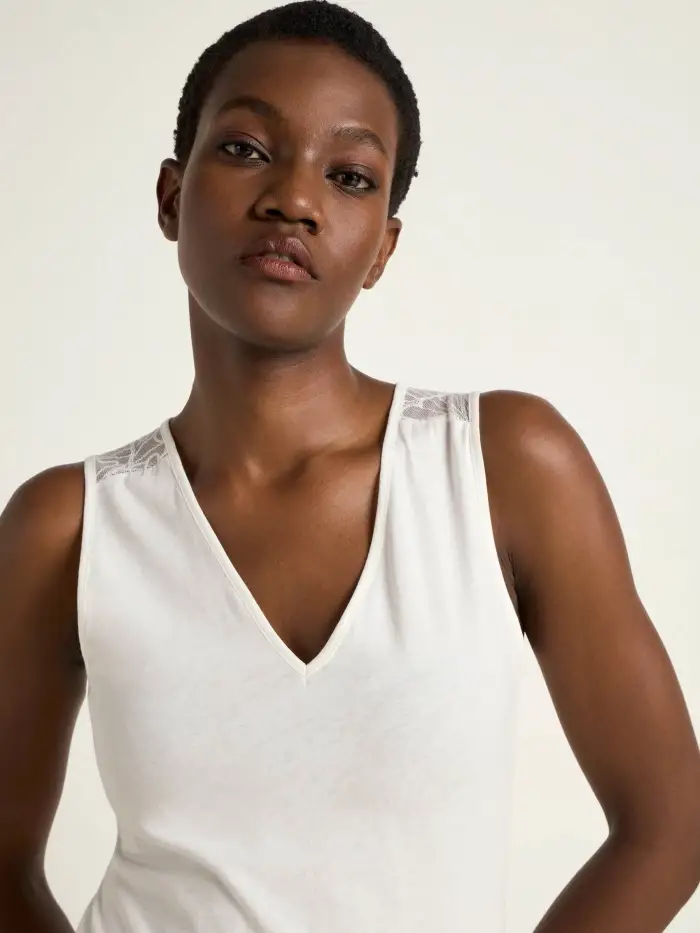 Lanius Top Mit Spitzeneinsatz (GOTS)